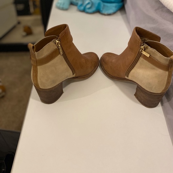 Sperry leather and suede boots. Buy one get one free,see description for details - Picture 3 of 5